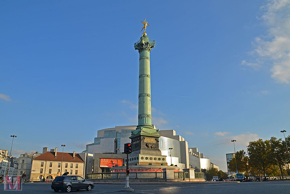 Plece dela Bastille and the Opera de Paris Bastille